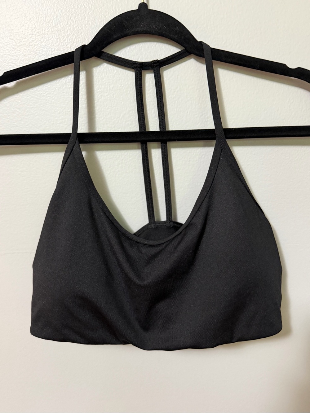 Victoria’s Secret PINK Active Black Sports Bra Strappy Back